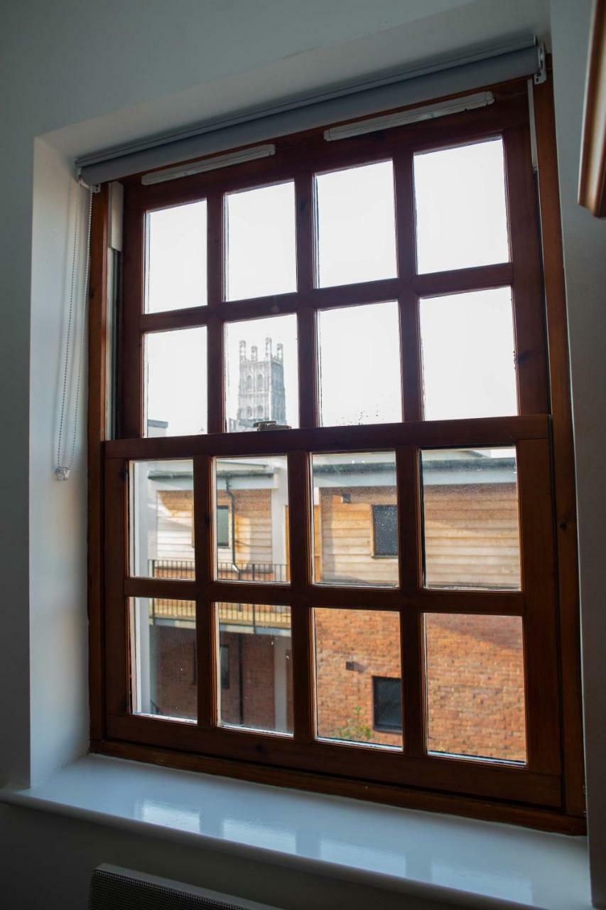 Quire Court Apartment Gloucester Exterior foto