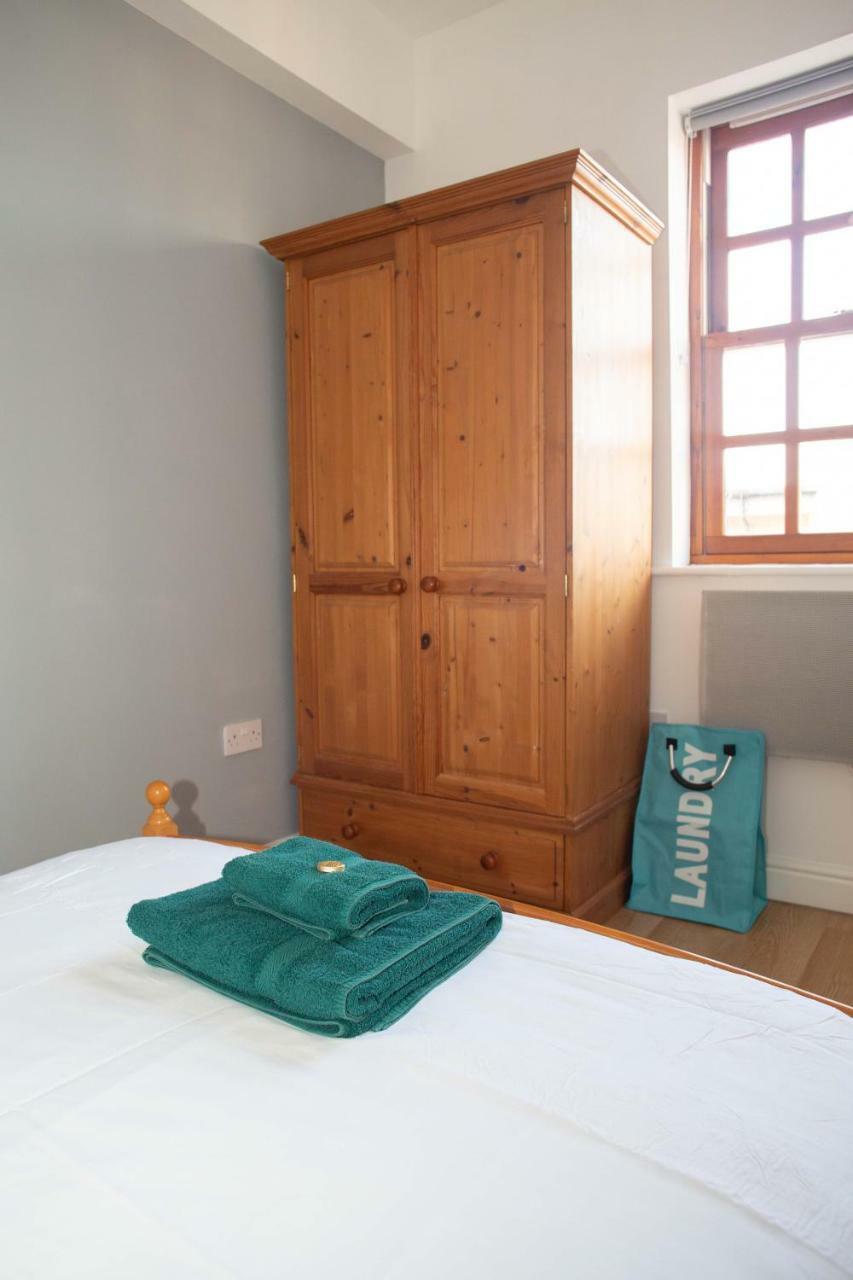 Quire Court Apartment Gloucester Exterior foto